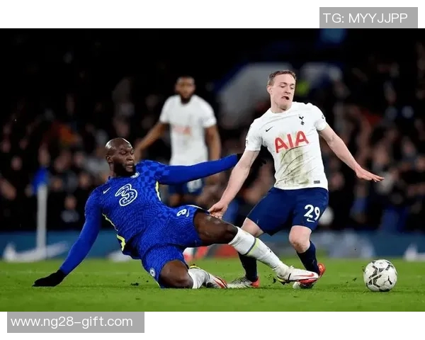 国王杯精彩对决热刺平尤文图斯逆转瞬间引发全场沸腾 国王杯精彩对决热刺平尤文图斯逆转瞬间引发全场沸腾