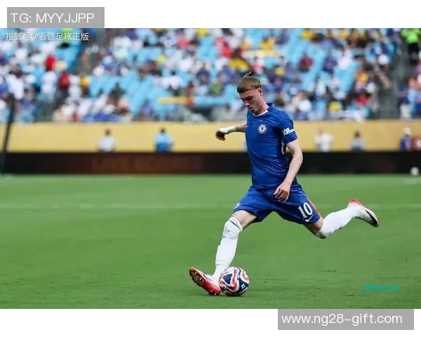 本菲卡狂胜切尔西5-1帽子戏法引发争议判罚全场沸腾 本菲卡狂胜切尔西5-1帽子戏法引发争议判罚全场沸腾