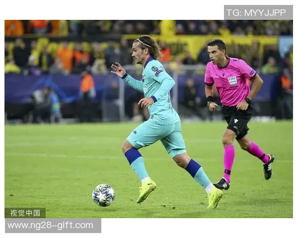 欧联杯巴萨大胜多特蒙德争议判罚引发全场热议与激情