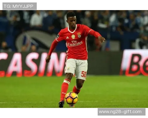 本菲卡大胜阿森纳乌龙球引发全场狂欢精彩集锦回顾