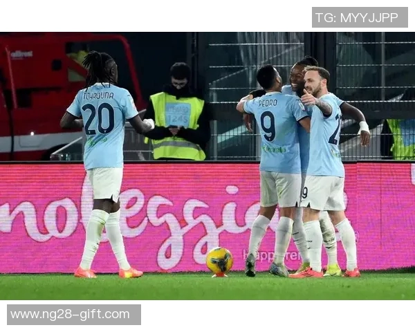 友谊赛精彩对决波尔图与那不勒斯战成平局帽子戏法引发全场欢呼